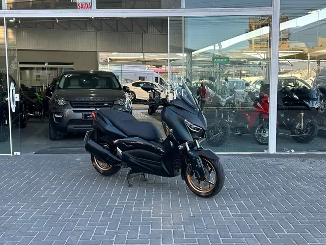 Moto Yamaha XMax 2023 ABS