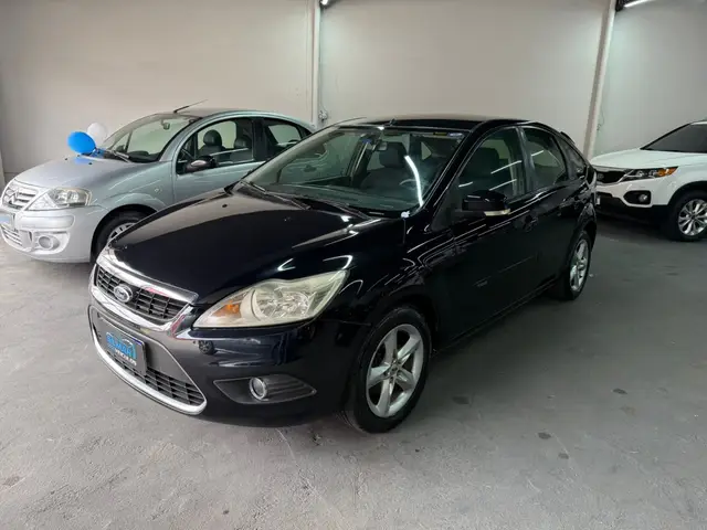Carro Ford Focus Sedan 2010 GLX 2.0 16V (Flex) (Aut)