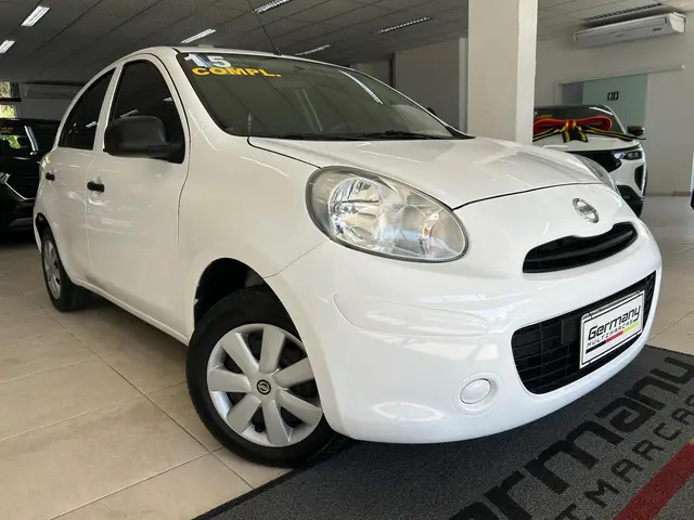 Carro Nissan March 2015 1.0 16V (Flex)