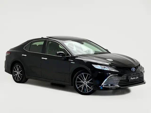 Carro Toyota Camry  2023 XLE 2.5 16V Aut. (Híbrido)