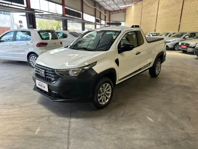 Carro Fiat Strada 2023 Endurance 1.4 Cabine Plus (Flex)