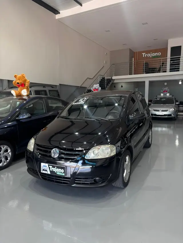 Carro Volkswagen Fox 2010 1.0 8V (Flex) 2p