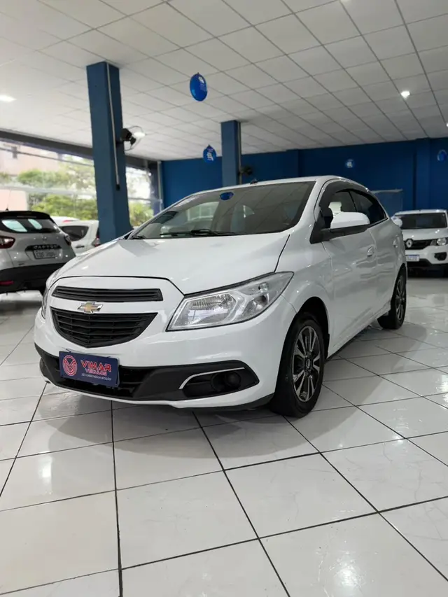 Carro Chevrolet Onix 2015 1.4 LTZ SPE/4