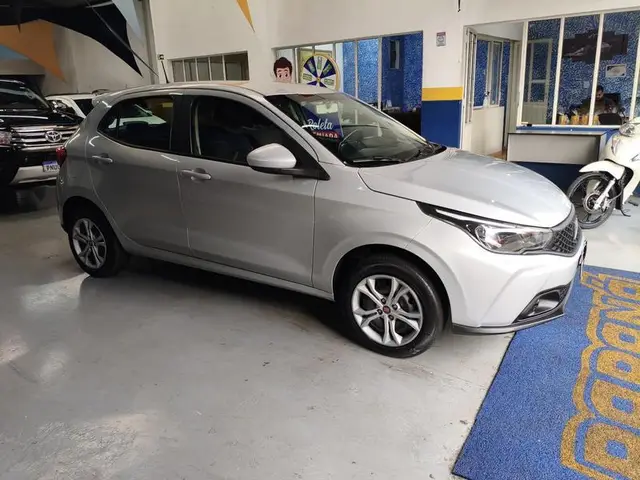 Carro Fiat Argo 2023 Drive 1.0 (Flex)