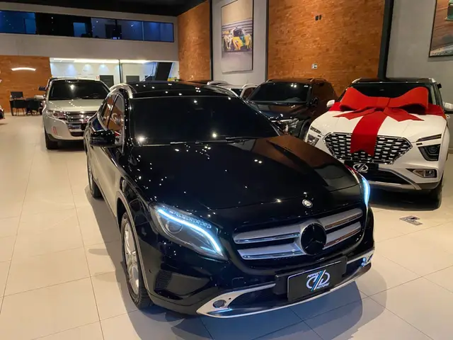 Carro Mercedes-Benz GLA 200 2017 GLA 200 1.6 Enduro