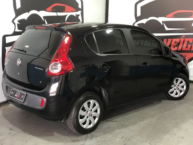 Carro Fiat Palio 2013 Attractive 1.4 8V (Flex)