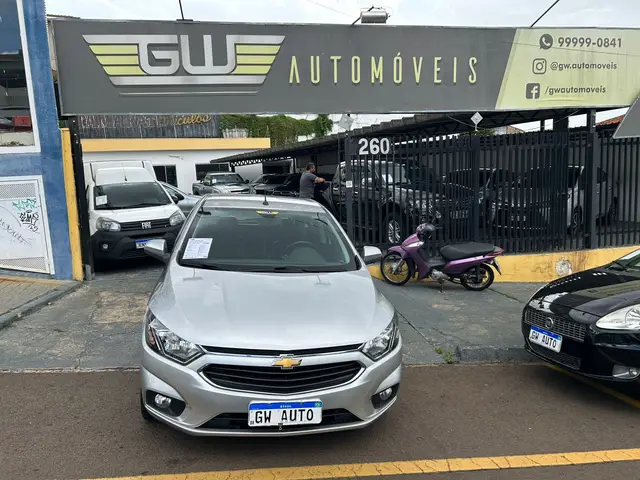 Carro Chevrolet Onix 2018 1.4 LTZ SPE/4