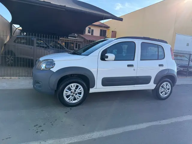 Carro Fiat Uno 2011 Way 1.0 8V (Flex) 4p