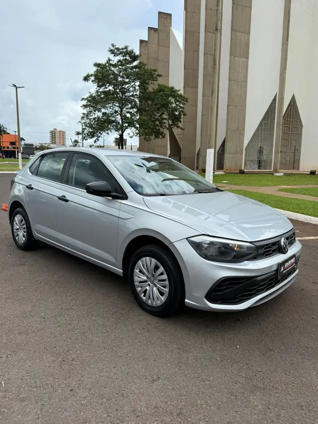 Carro Volkswagen Polo 2024 Track 1.0 Flex 12V 5p