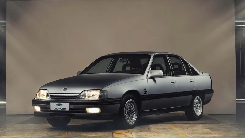 Chevrolet Omega CD: como ficou o sedan restaurado pela GM que pode ser seu