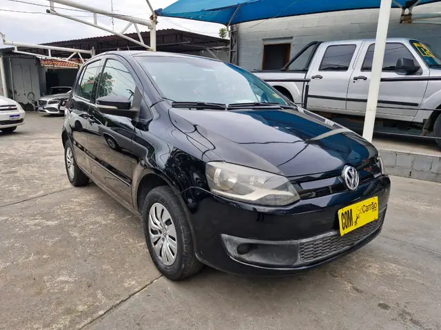 Carro Volkswagen Fox 2014 1.0 TEC BlueMotion (Flex) 4p