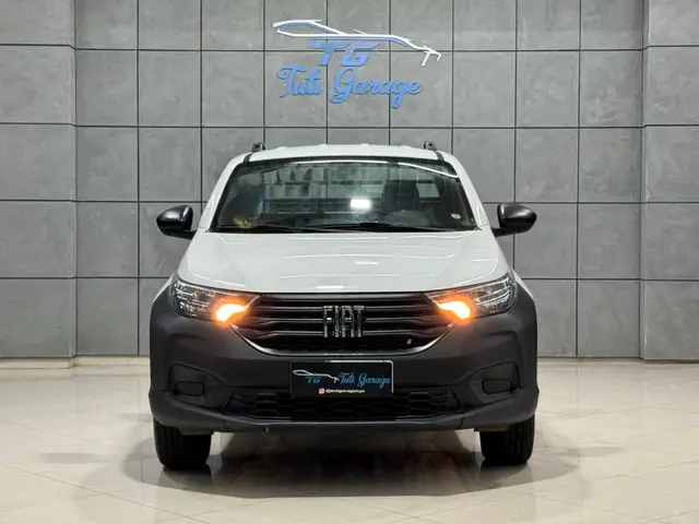 Carro Fiat Strada 2023 Endurance 1.4 Cabine Plus (Flex)