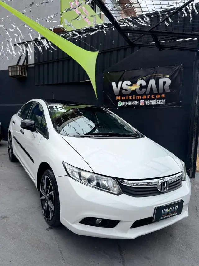 Carro Honda Civic 2016 LXS 1.8 i-VTEC (Aut) (Flex)