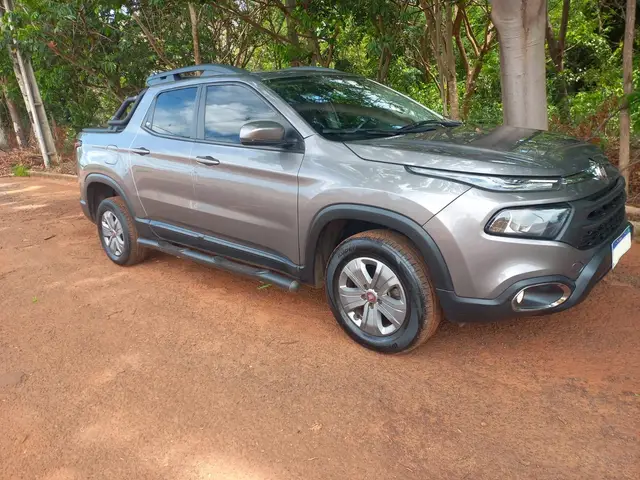 Carro Fiat Toro 2020 Freedom 1.8 AT6 4x2 (Flex)