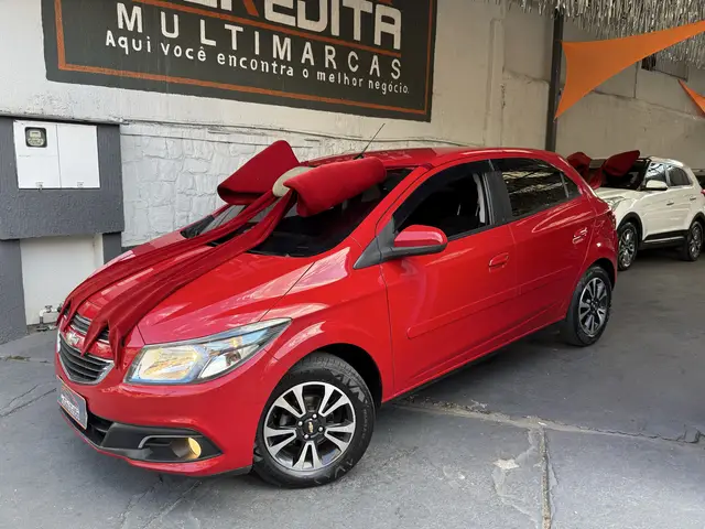 Carro Chevrolet Onix 2014 HATCH LTZ 1.4 8V FlexPower 5p Mec.