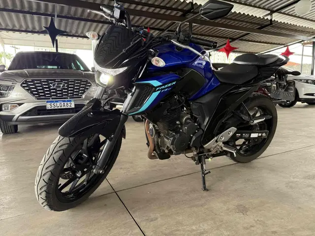 Moto Yamaha Fazer FZ25 2024 Flex