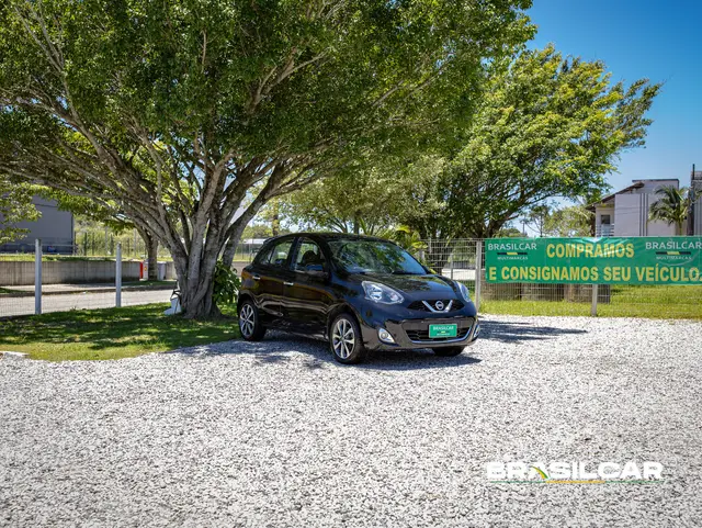 Carro Nissan March 2015 1.6 16V SL (Flex)