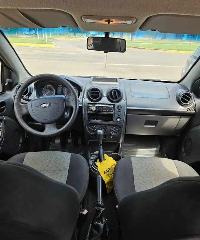 Carro Ford Fiesta Sedan 2012 1.6 (Flex)