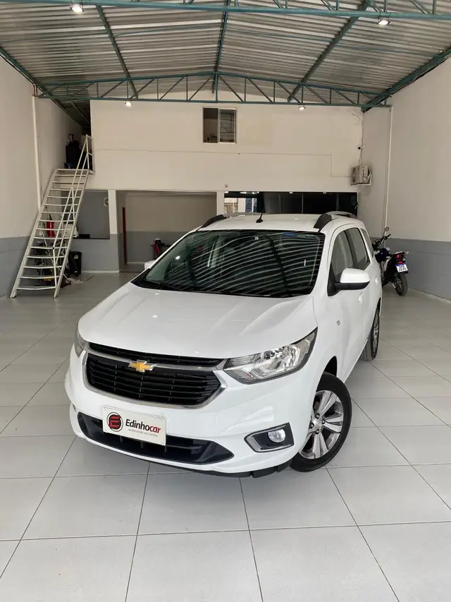 Carro Chevrolet Spin 2023 Premier 1.8 (Aut.)