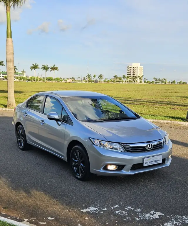 Carro Honda Civic 2014 New  LXR 2.0 i-VTEC (Aut) (Flex)