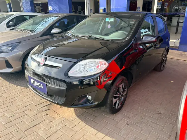 Carro Fiat Palio 2014 Attractive 1.0 8V (Flex)