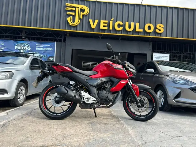 Moto Yamaha Fazer FZ15 2024 ABS