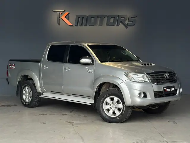 Carro Toyota Hilux Cabine Dupla 2013 Hilux 3.0 TDI 4x4 CD SRV Top (Aut)