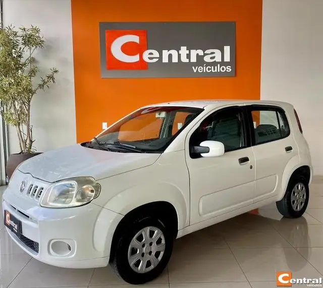 Carro Fiat Uno 2012 Vivace 1.0 8V (Flex) 4p