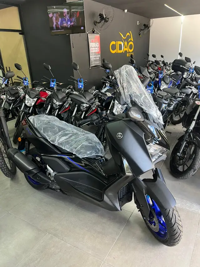 Moto Yamaha XMax 2026 300 Connected