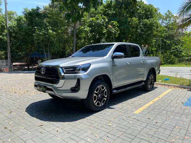 Carro Toyota Hilux Cabine Dupla 2025 SRV 4x4 2.8 Diesel