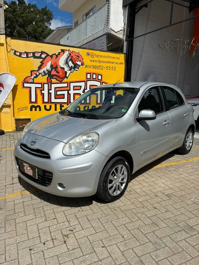 Carro Nissan March 2014 1.6 16V S (Flex)