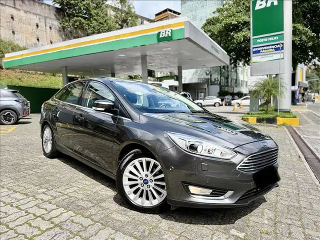 Carro Ford Focus Sedan 2016 Titanium Plus 2.0 PowerShift (Aut)