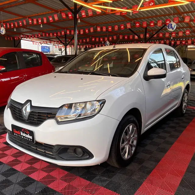 Carro Renault Logan 2016 Authentique 1.0 16V (flex)