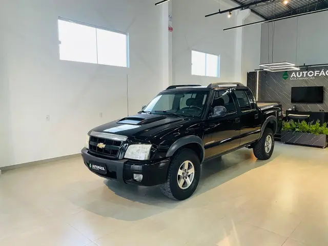 Carro Chevrolet S10 Cabine Dupla 2011 S10 Advantage 4x2 2.4 (Flex) (Cab Dupla)