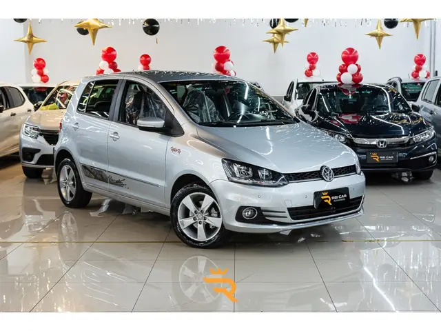 Carro Volkswagen Fox 2016 1.6 MSI Rock in Rio (Flex)