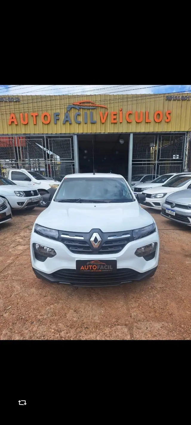 Carro Renault Kwid 2023 Intense 1.0 12v SCe (Flex)