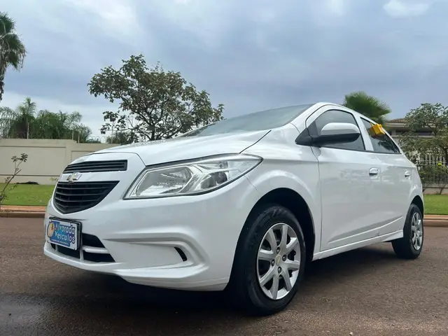 Carro Chevrolet Onix 2013 1.0 LS SPE/4