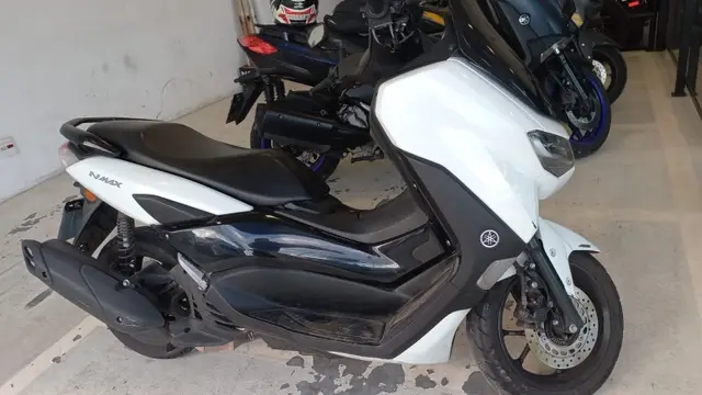 Moto Yamaha NMax 2022 160 ABS