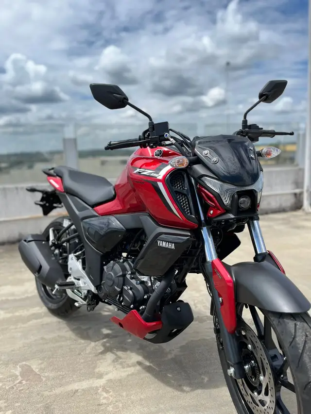 Moto Yamaha Fazer FZ15 2026 ABS
