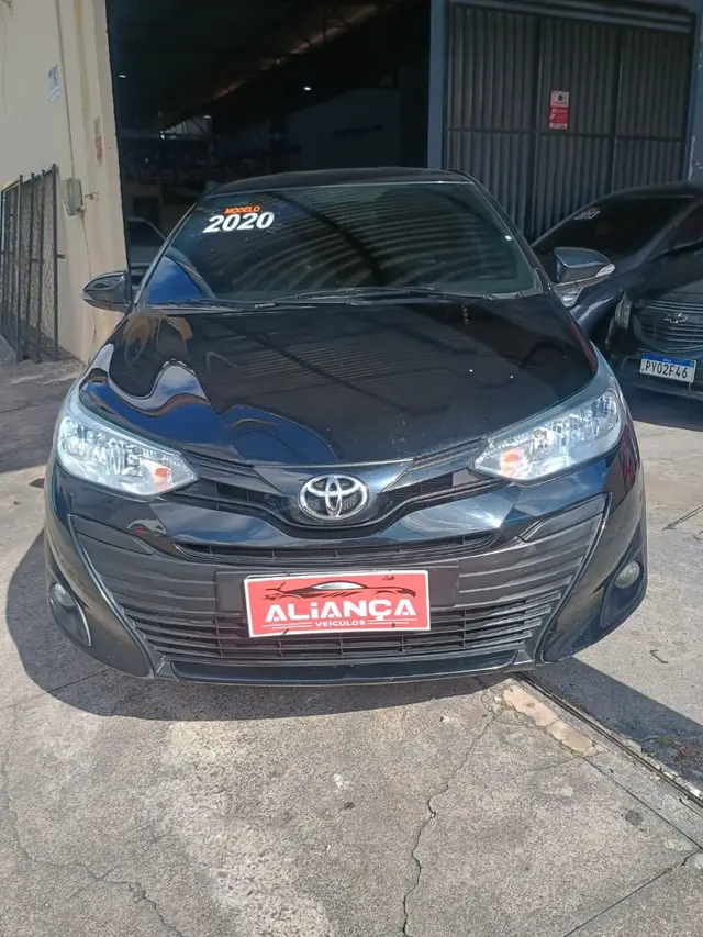 Carro Toyota Yaris Sedan 2020 1.5 XL Plus Connect CVT (Flex)