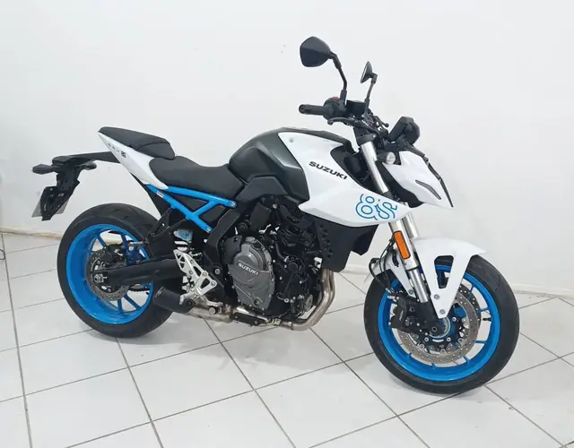 Moto Suzuki GSX-8S 2025 776 cc