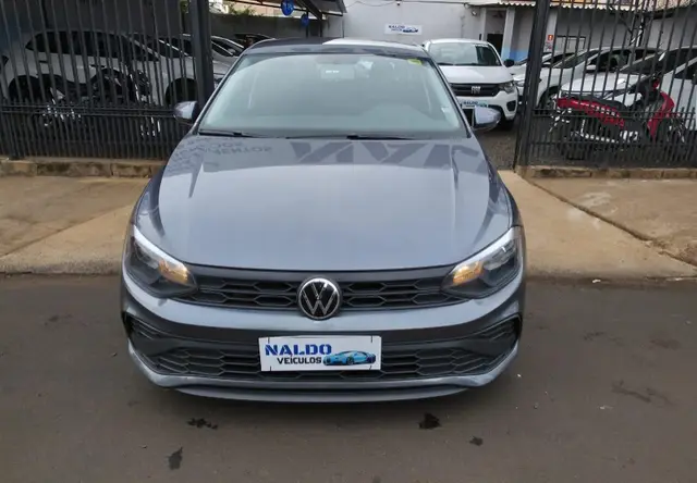 Carro Volkswagen Polo 2024 Track 1.0 Flex 12V 5p