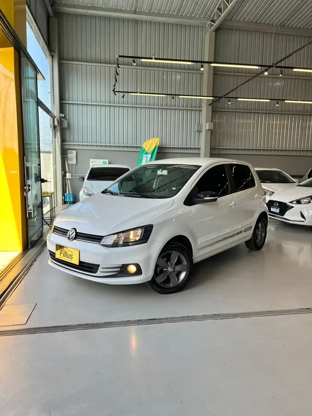 Carro Volkswagen Fox 2019 1.6 MSI Connect (Flex)