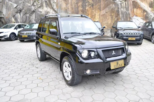 Carro Mitsubishi Pajero TR4 2007 2.0 16V (aut)