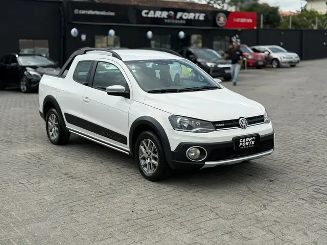 Carro Volkswagen Saveiro 2015 Cross 1.6 16v MSI CD (Flex)