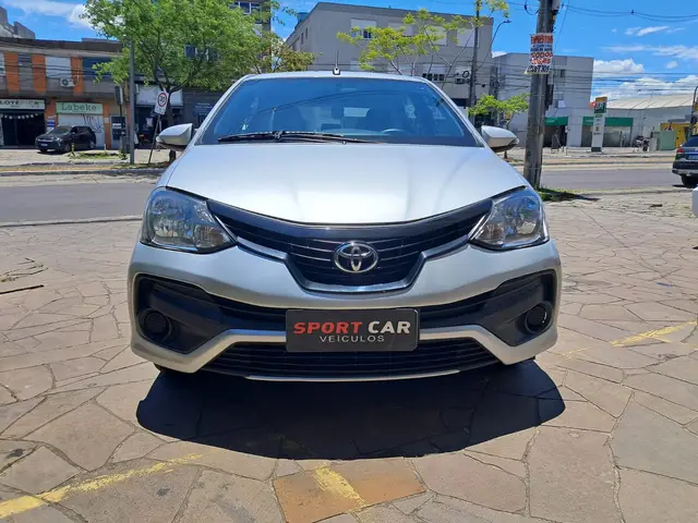 Carro Toyota Etios Sedan 2020 X Plus 1.5 (Aut) (Flex)