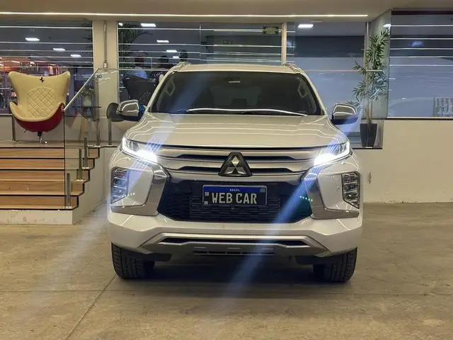 Carro Mitsubishi Pajero Sport 2021 2.4 DI-D HPE (Aut) 4x4