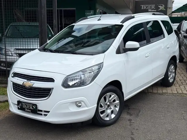 Carro Chevrolet Spin 2017 LTZ 7S 1.8 (Flex)