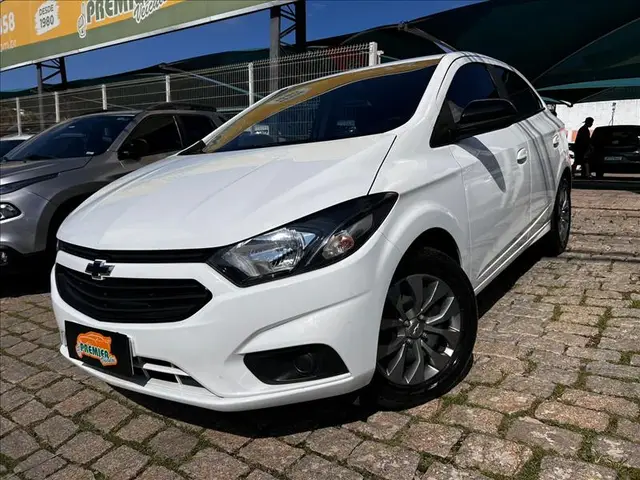 Carro Chevrolet Onix 2021 1.0 (Flex)