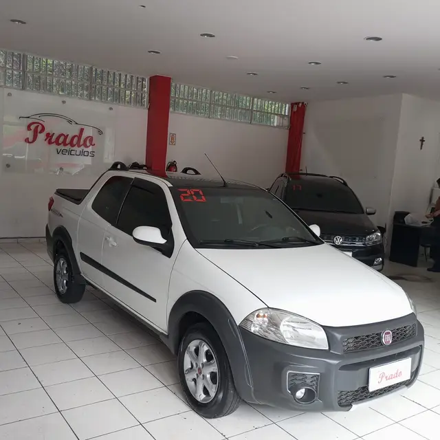 Carro Fiat Strada 2020 Freedom 1.4 CD (Flex)